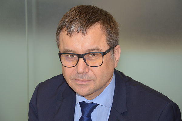 Hirakli-Meliava-directeur-associé-cabinet-management-et-conduite-du-changement-pellen-conseil